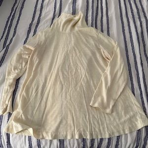 Vintage light weight maternity turtleneck